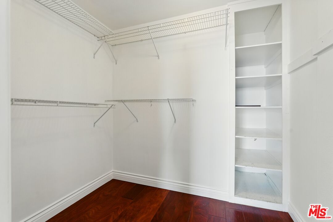 321 N Oakhurst Dr Unit: 602