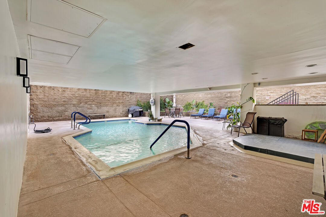 321 N Oakhurst Dr Unit: 602