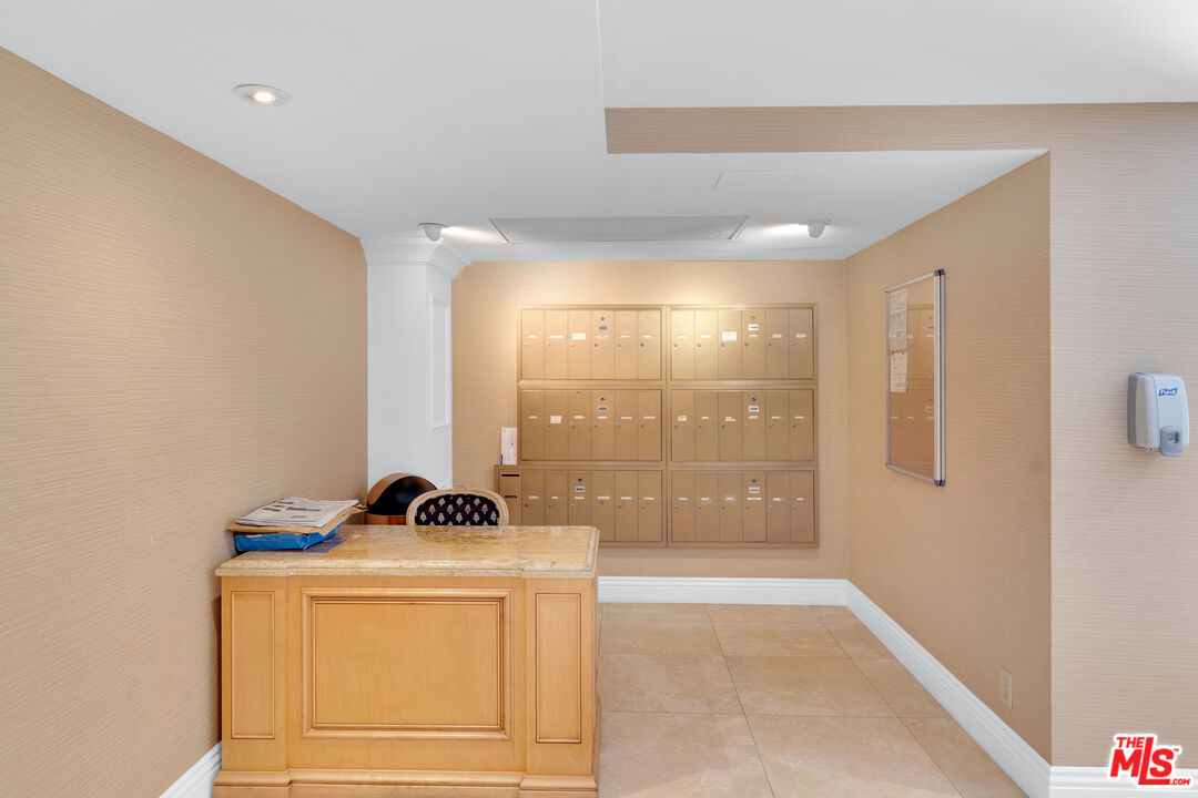 321 N Oakhurst Dr Unit: 602