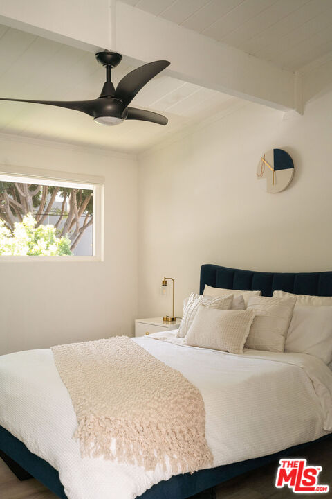 4040 Grand View Blvd Unit: 7