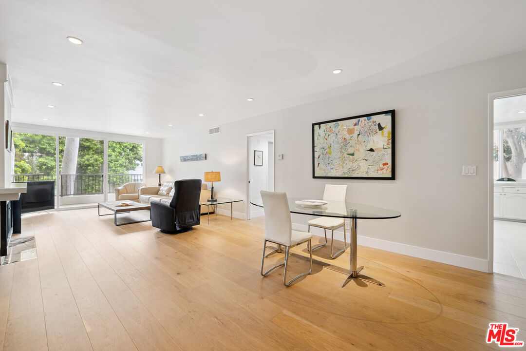 11687 Montana Ave Unit: 101
