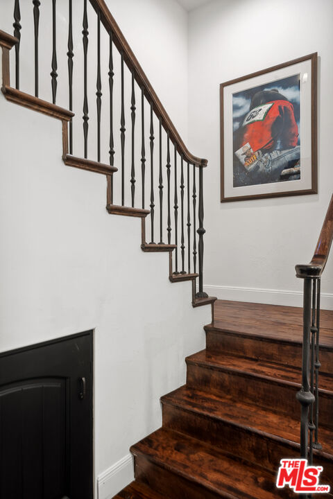 11937 W Sunset Blvd Unit: 7
