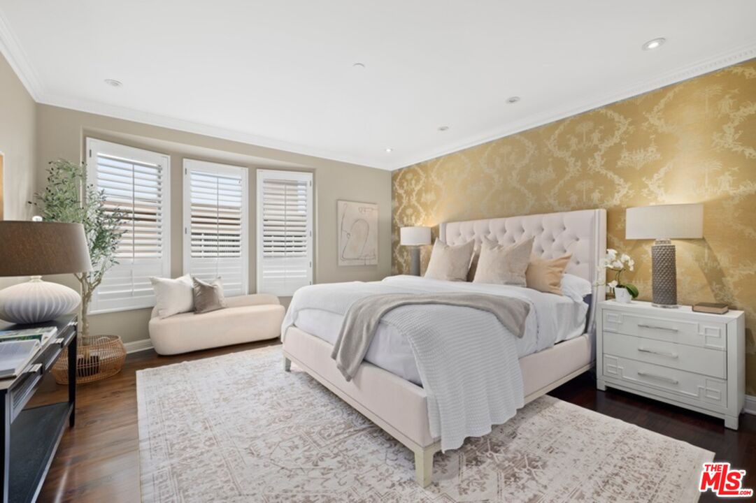 12218 Montana Ave Unit: 302
