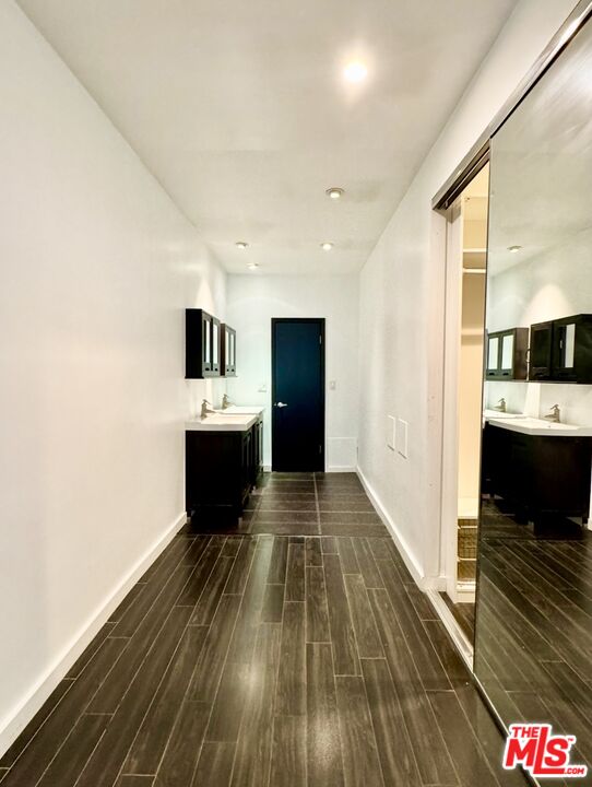 825 S Le Doux Rd Unit: 303