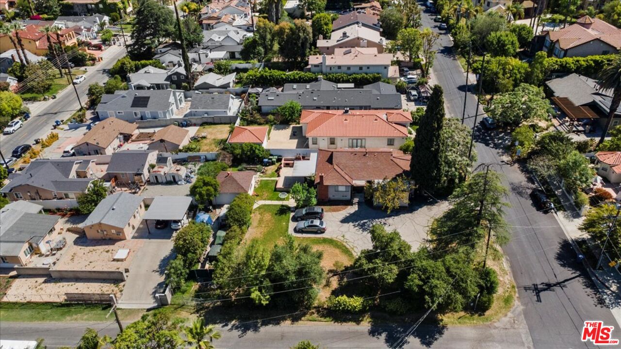 5460 Aura Ave