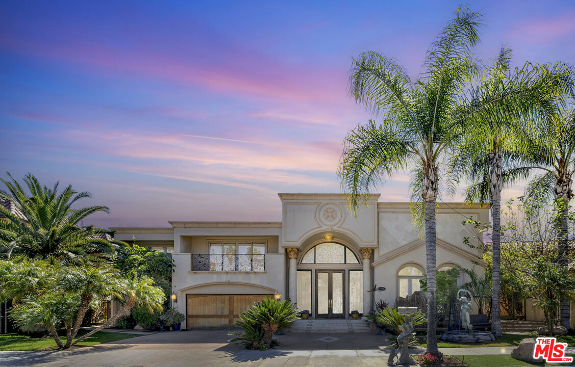 2716 Casiano Rd