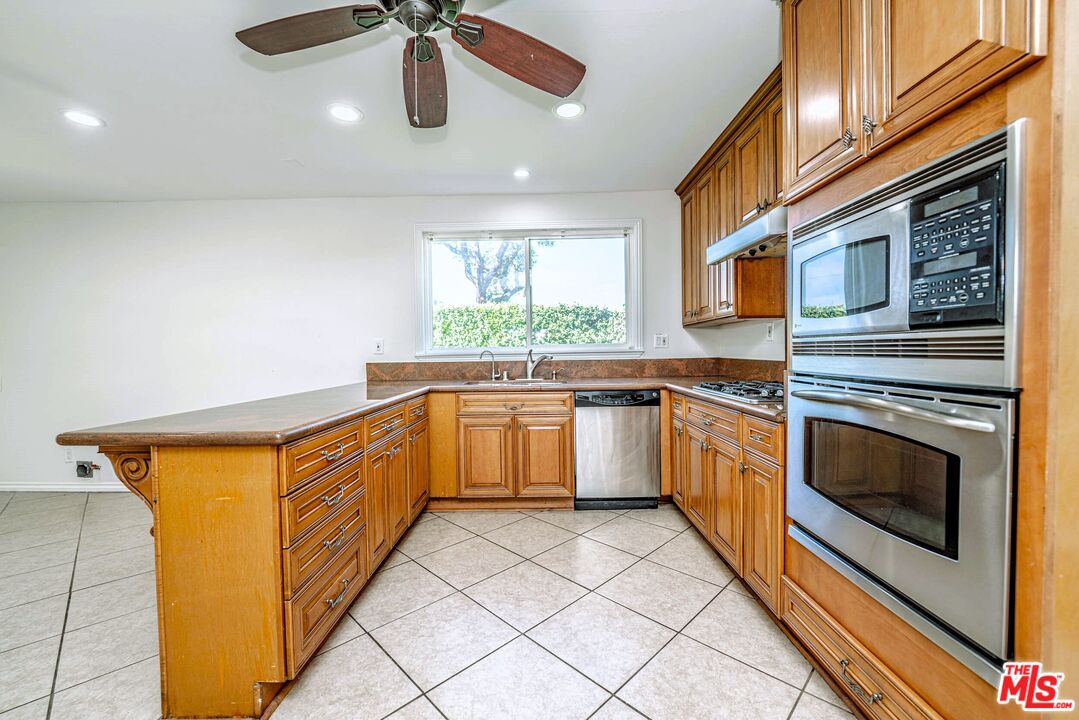 5353 Don Pio Dr