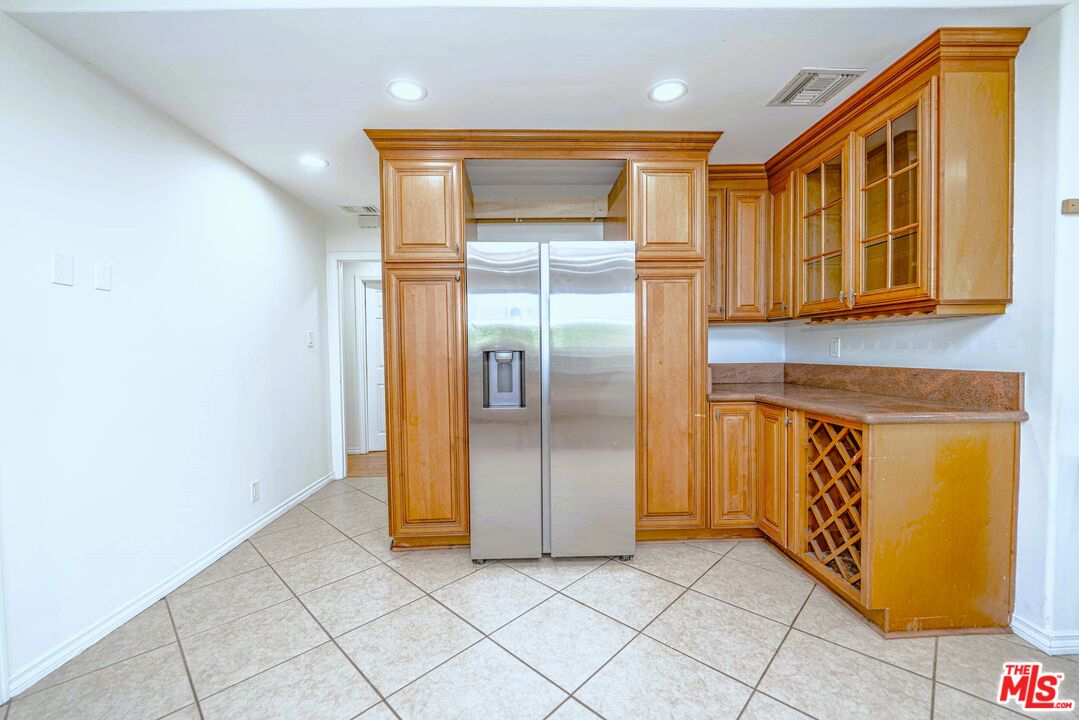 5353 Don Pio Dr