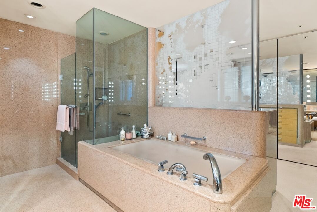 10375 Wilshire Blvd Unit: 11G & 11J