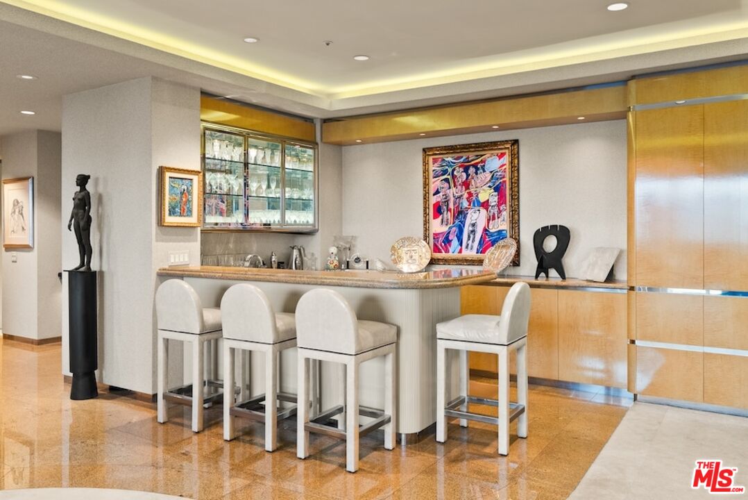 10375 Wilshire Blvd Unit: 11G & 11J