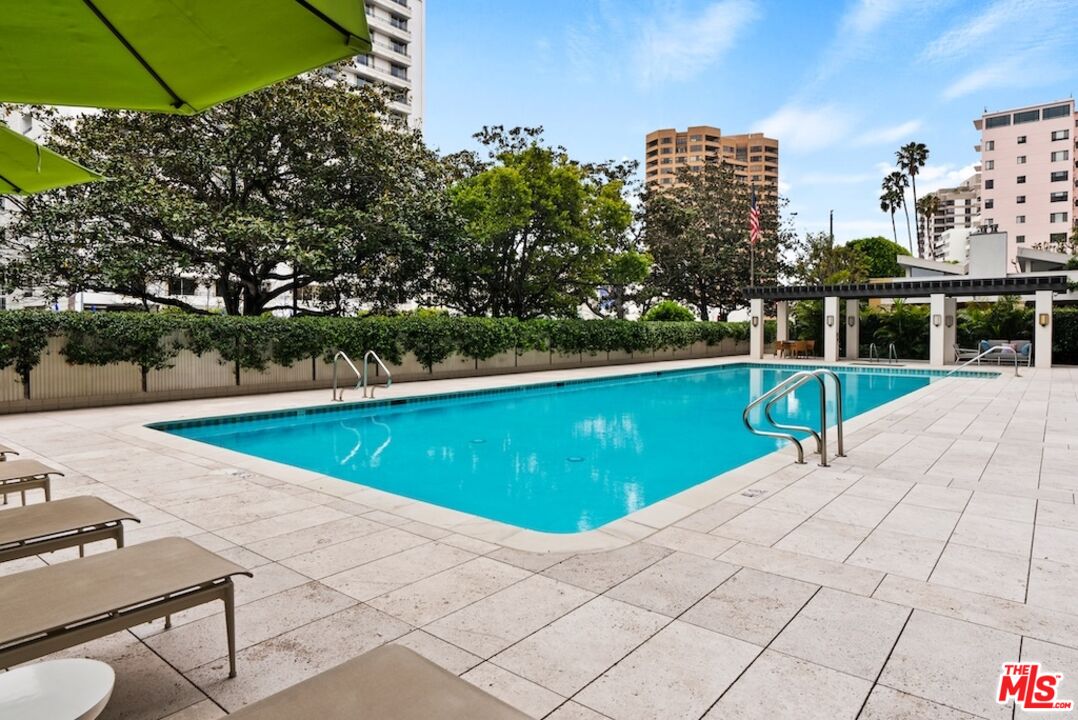 10375 Wilshire Blvd Unit: 11G & 11J