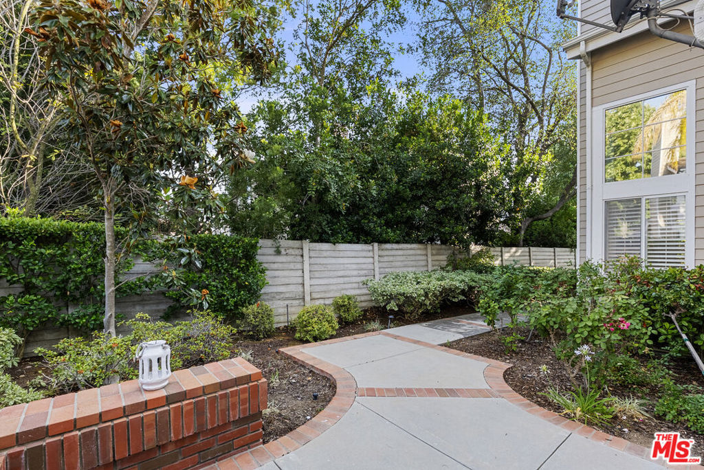 1074 Westcreek Lane