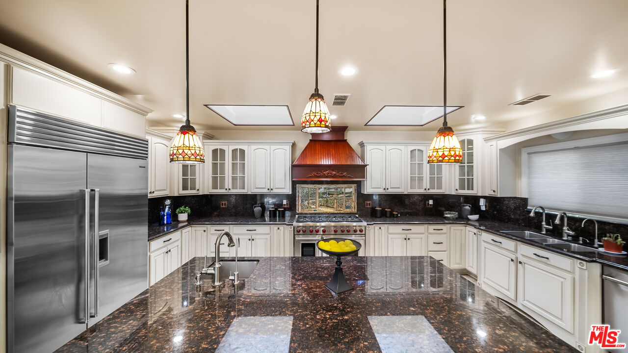 10801 Bothwell Rd