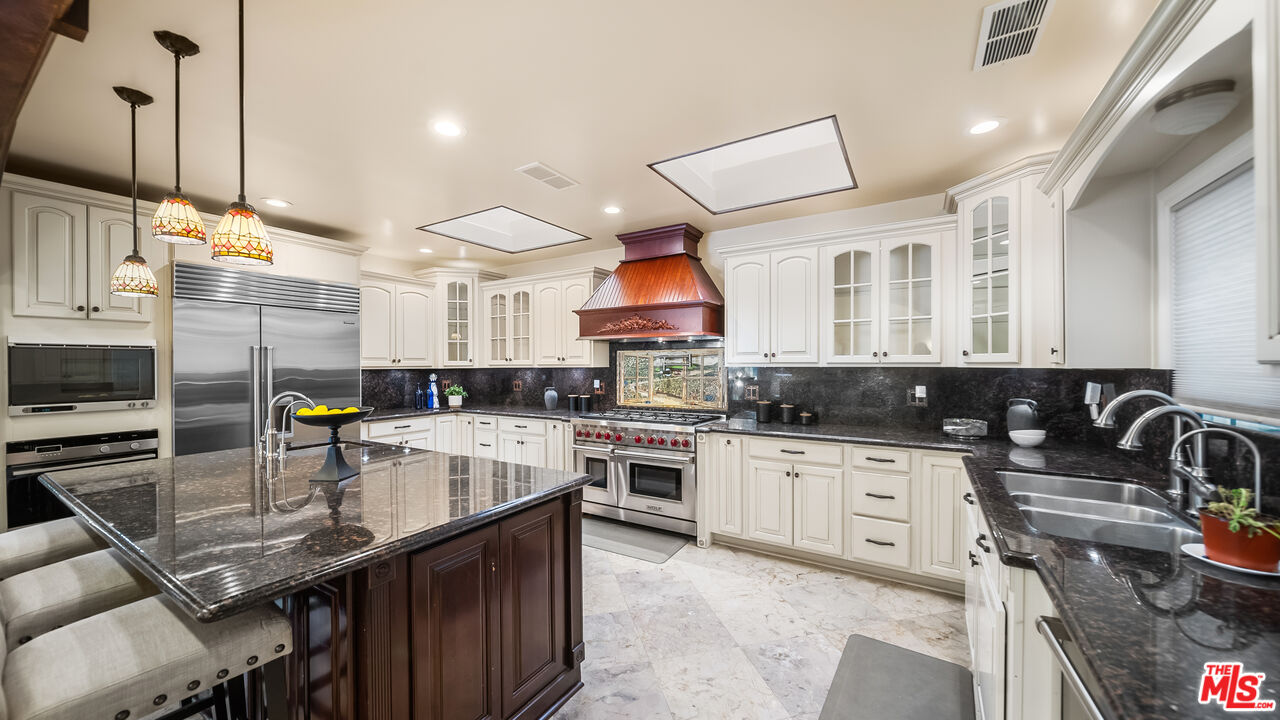 10801 Bothwell Rd
