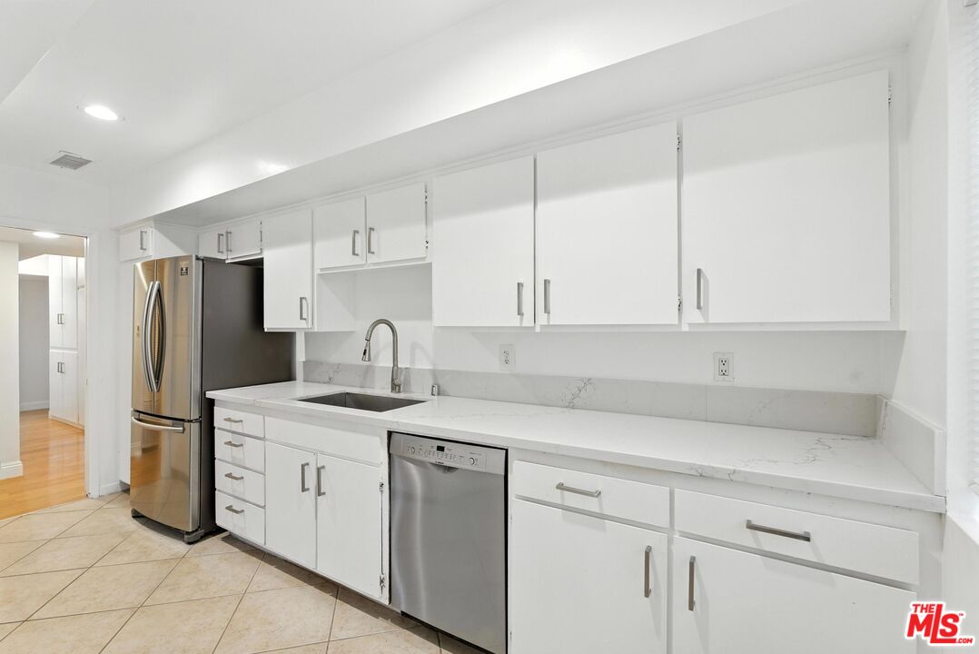 1230 Princeton St Unit: 3