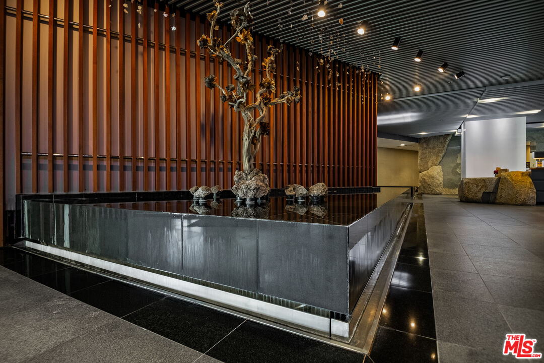 3785 Wilshire Blvd Unit: 803