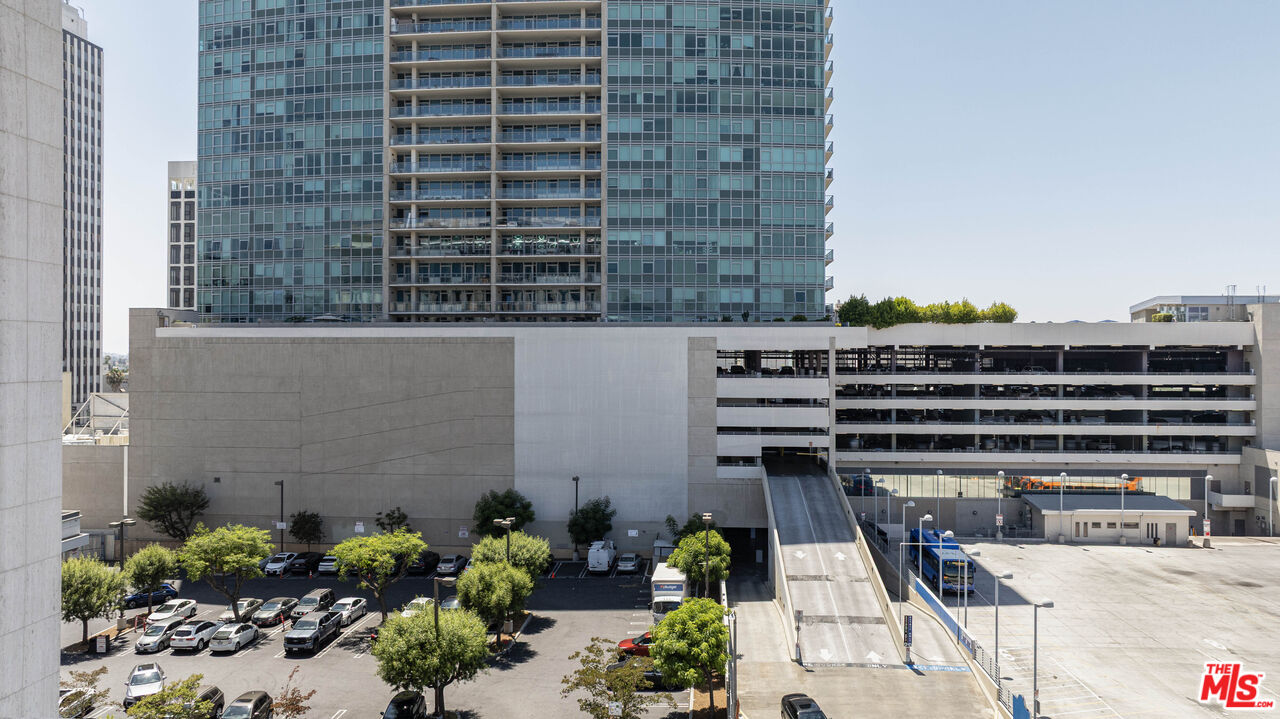 3785 Wilshire Blvd Unit: 803