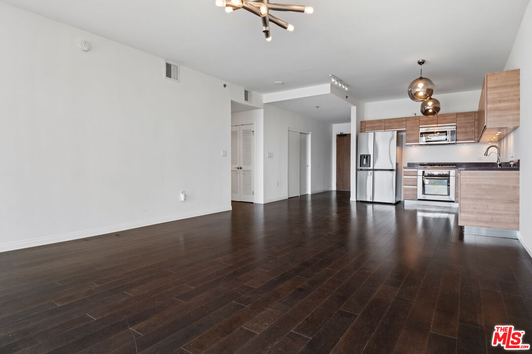 3785 Wilshire Blvd Unit: 803