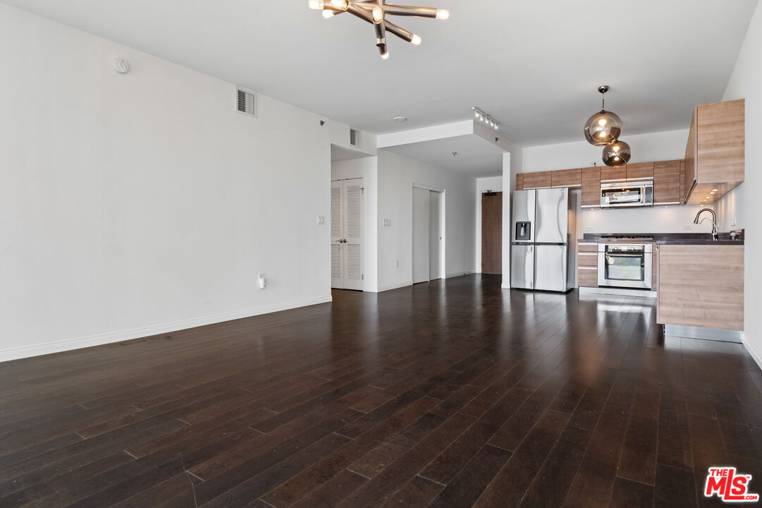 3785 Wilshire Blvd Unit: 803