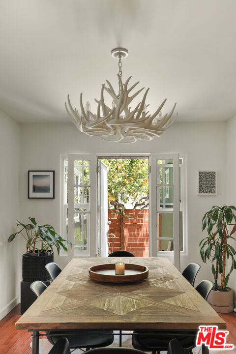 3911 Exposition Blvd