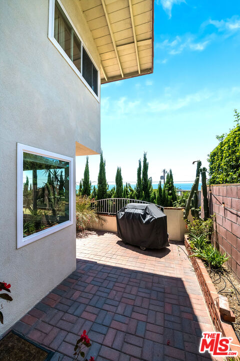 2223 Mcrae Dr