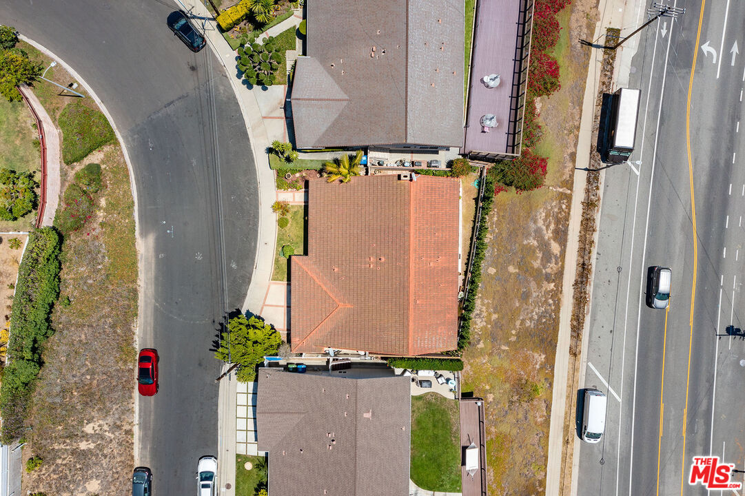 2223 Mcrae Dr