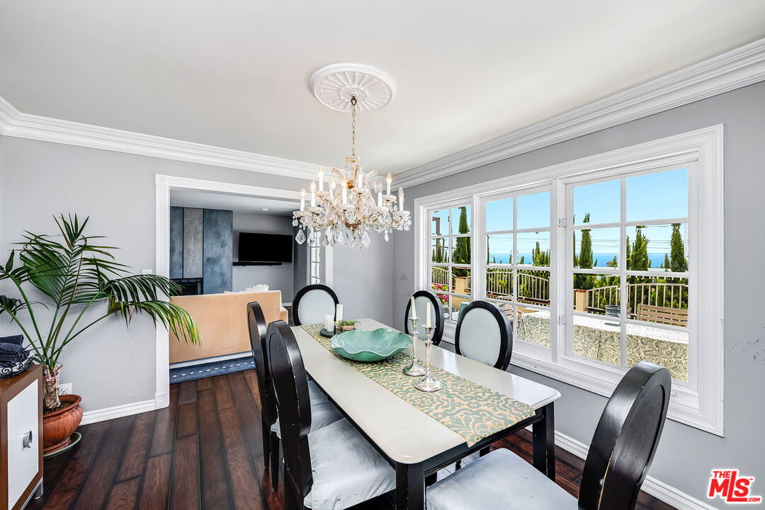2223 Mcrae Dr