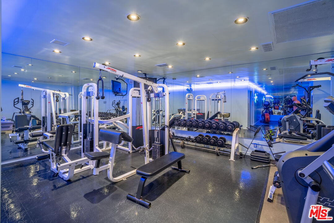 10701 Wilshire Blvd Unit: 1601