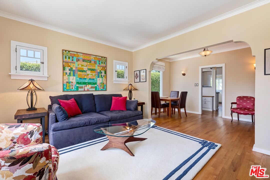 839 Commonwealth Ave