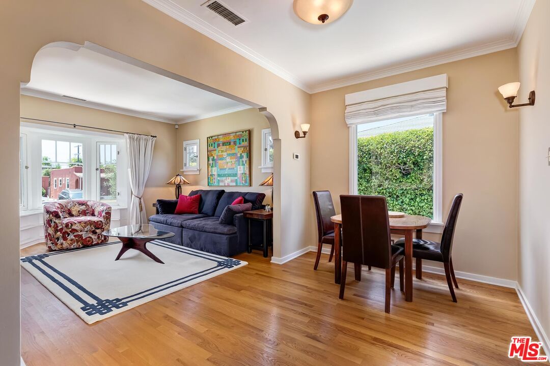 839 Commonwealth Ave