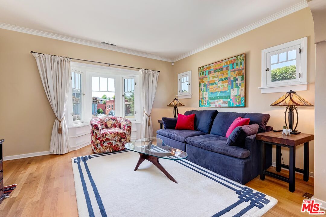 839 Commonwealth Ave