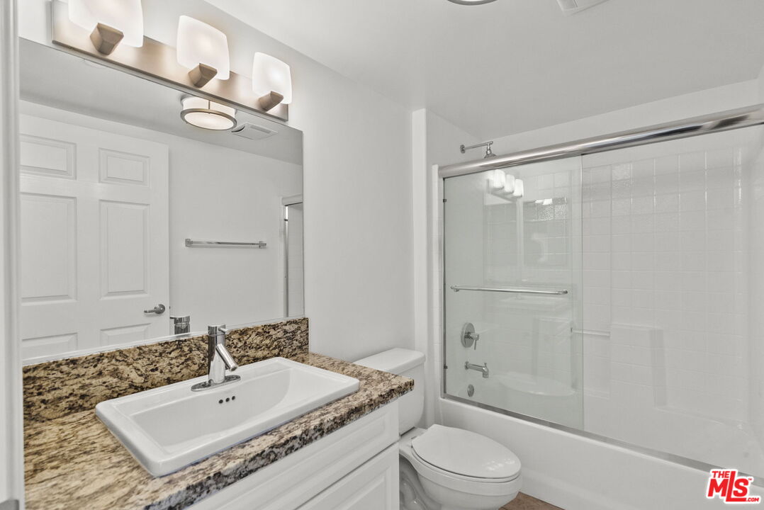 7403 S Sepulveda Blvd Unit: 108