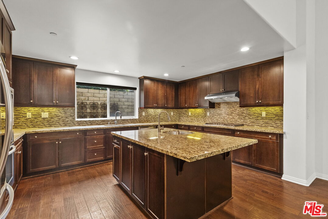 7403 S Sepulveda Blvd Unit: 108