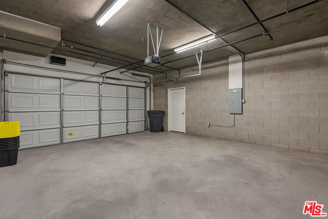 7403 S Sepulveda Blvd Unit: 108