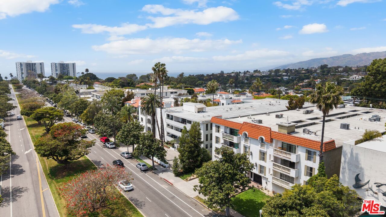 605 San Vicente Blvd Unit: 206