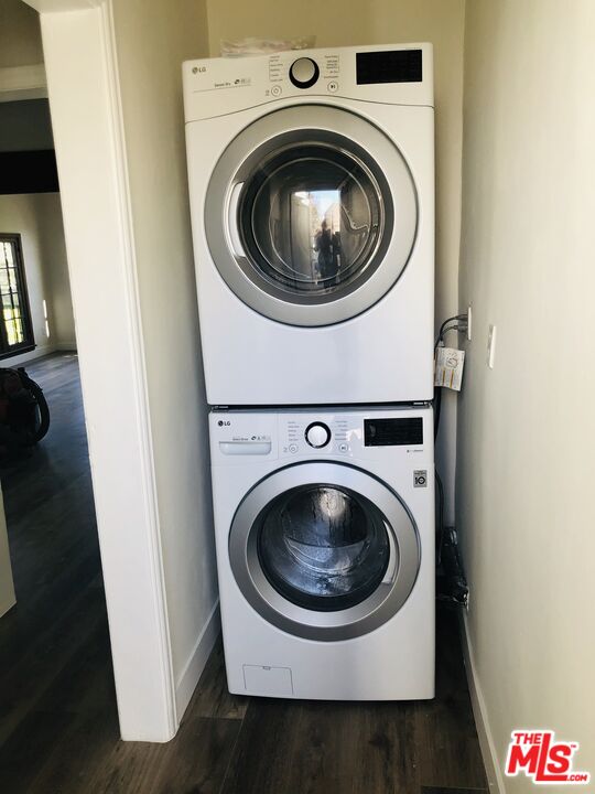 851 N Alfred St Unit: 1/2