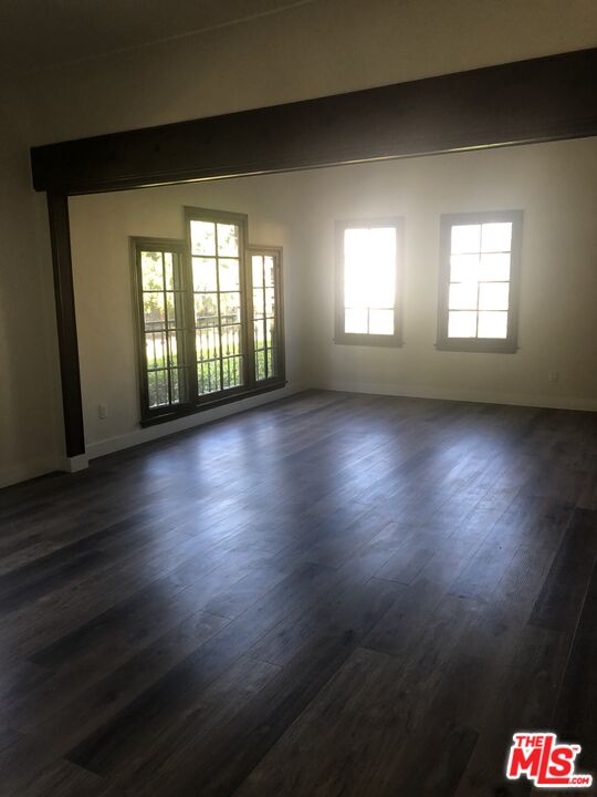851 N Alfred St Unit: 1/2