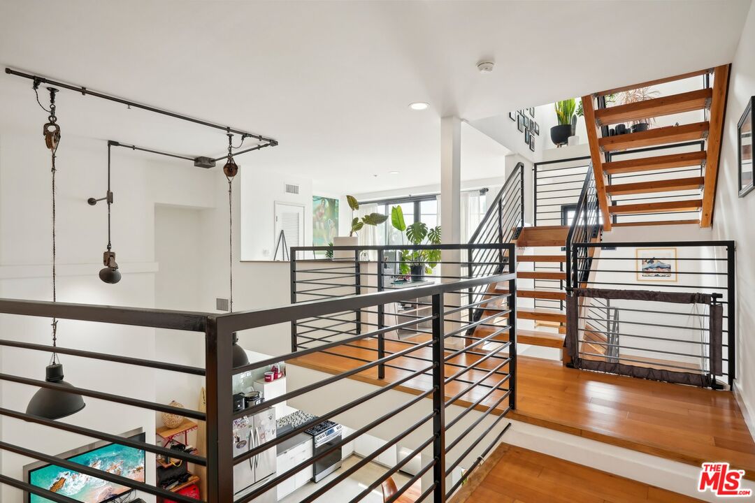 815 Hampton Dr Unit: 3