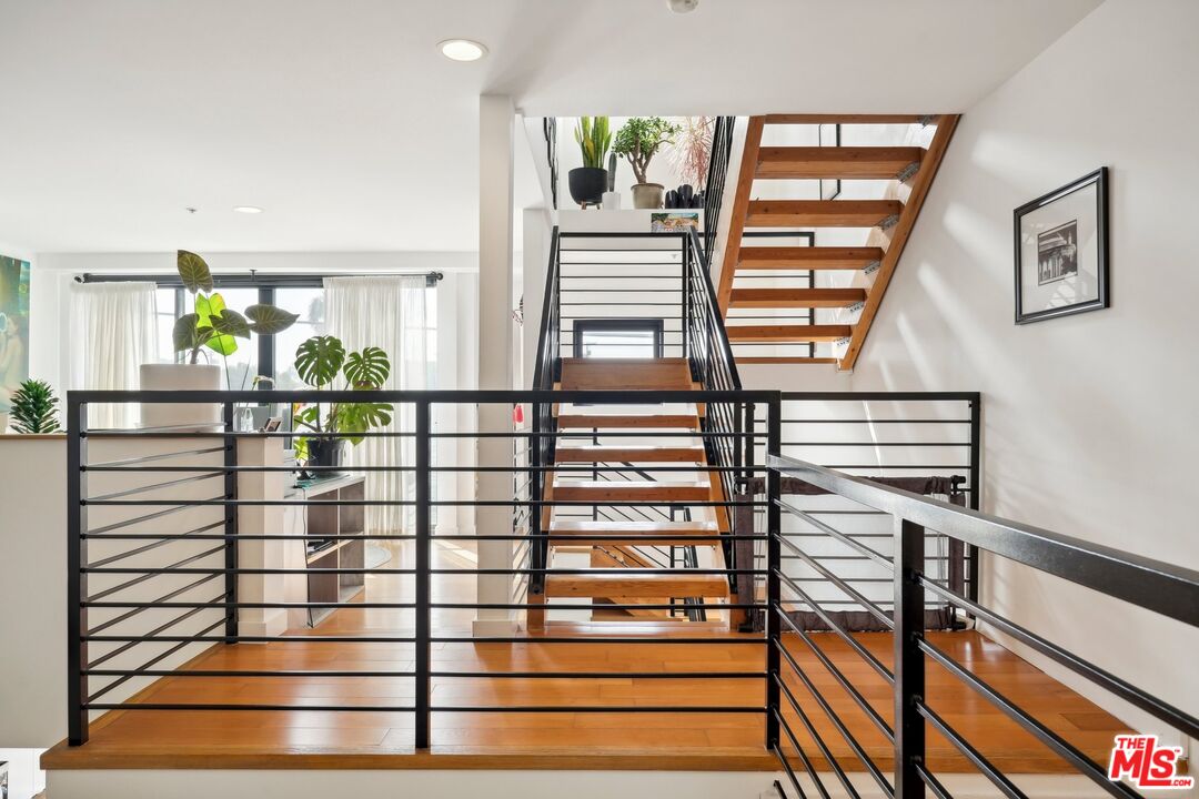 815 Hampton Dr Unit: 3