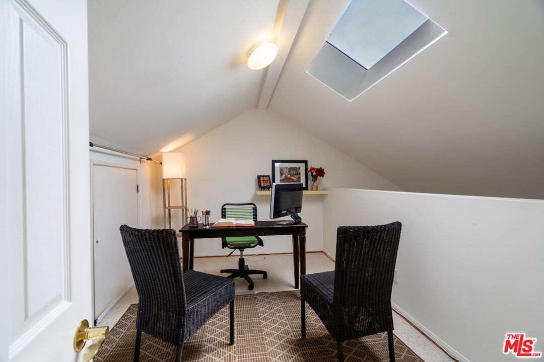 1240 24th St Unit: 3