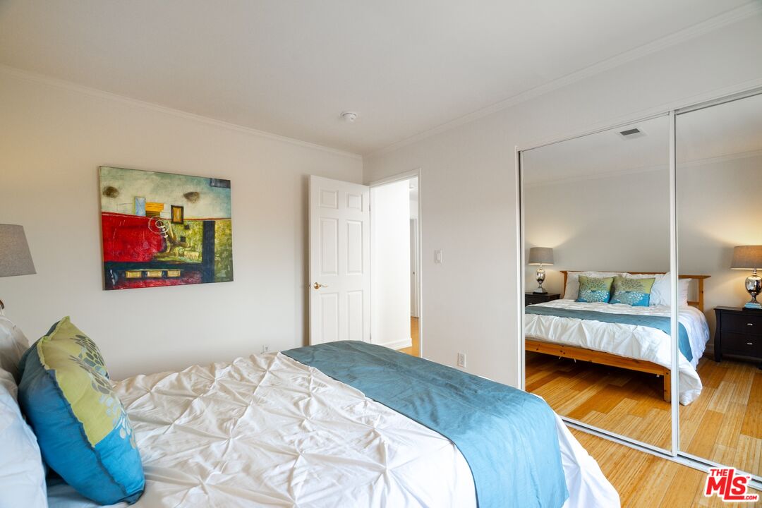 1240 24th St Unit: 3