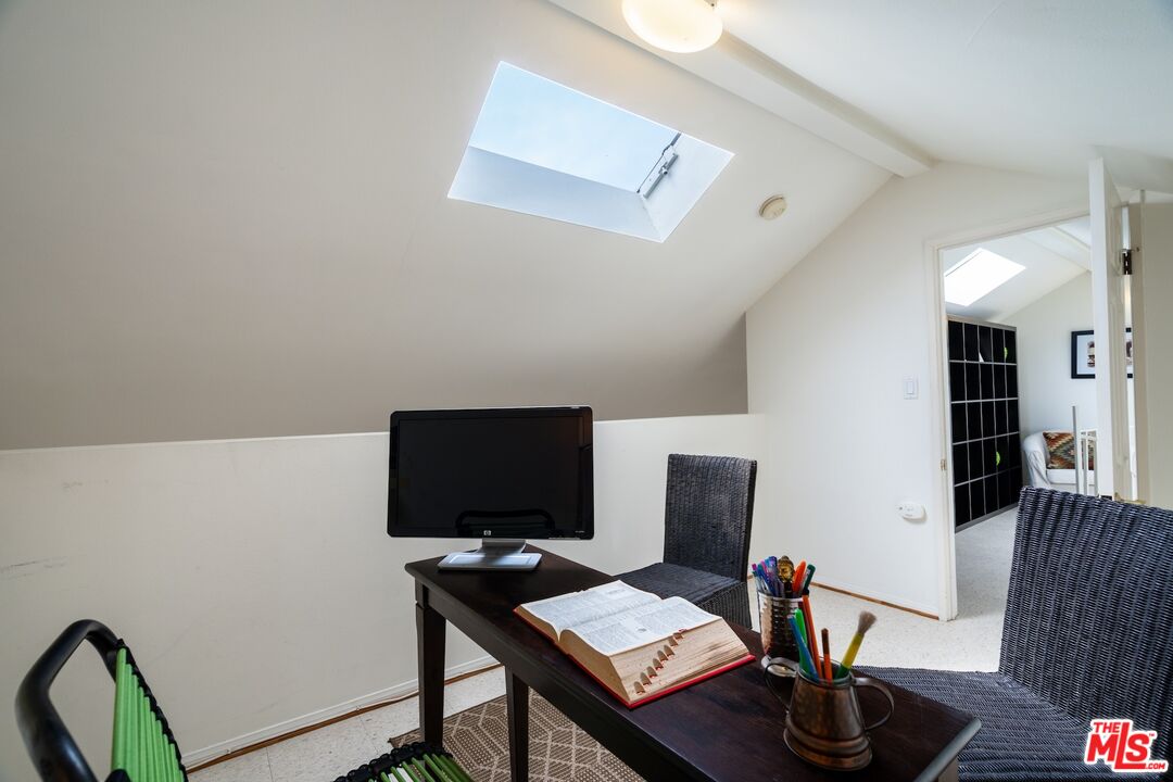 1240 24th St Unit: 3