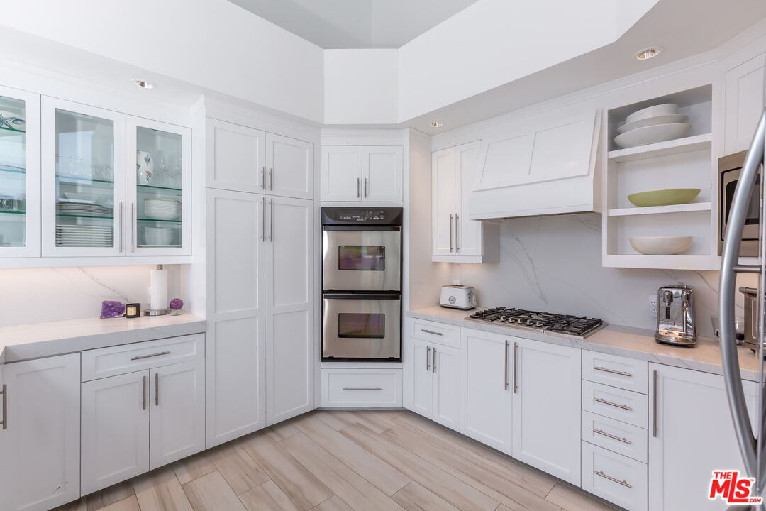 18 Union Jack St Unit: 302