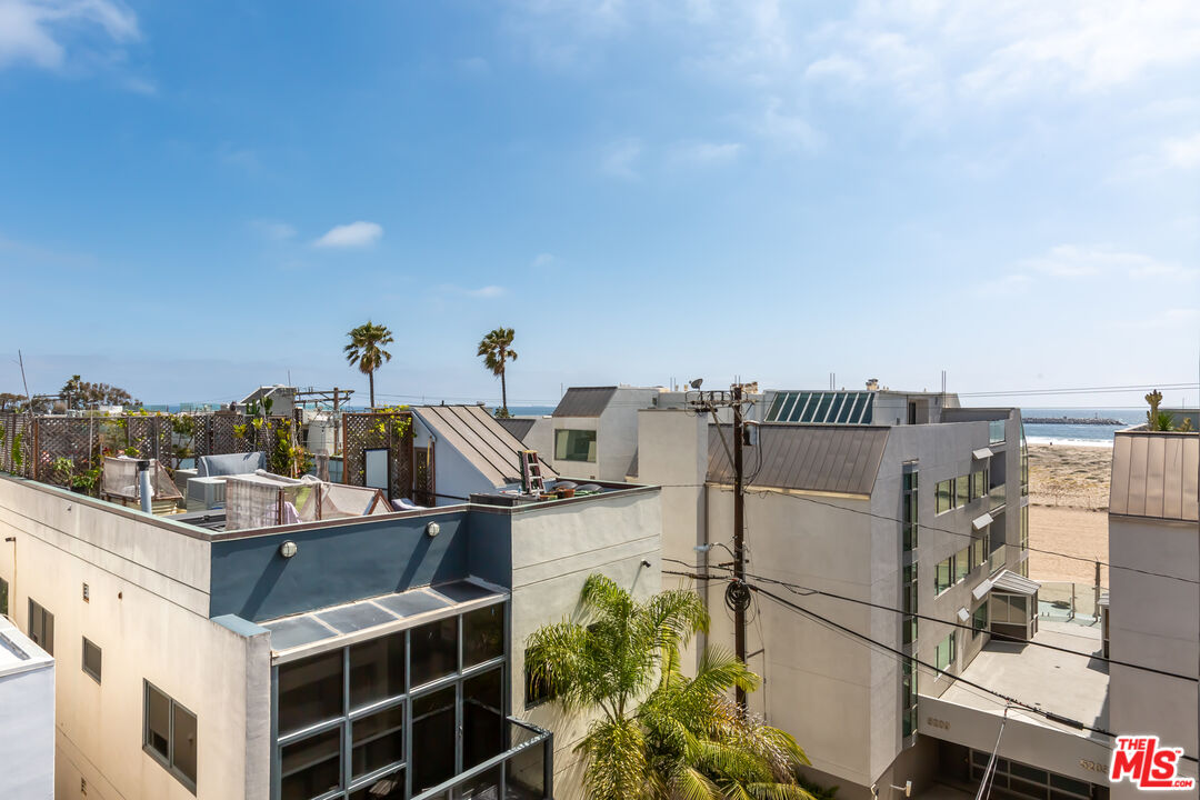 18 Union Jack St Unit: 302