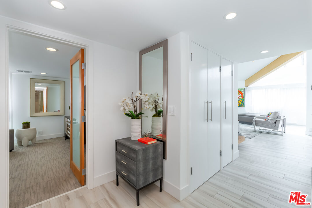 18 Union Jack St Unit: 302