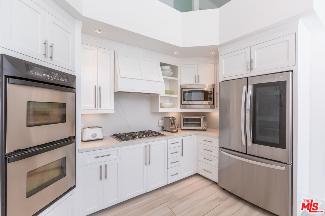 18 Union Jack St Unit: 302