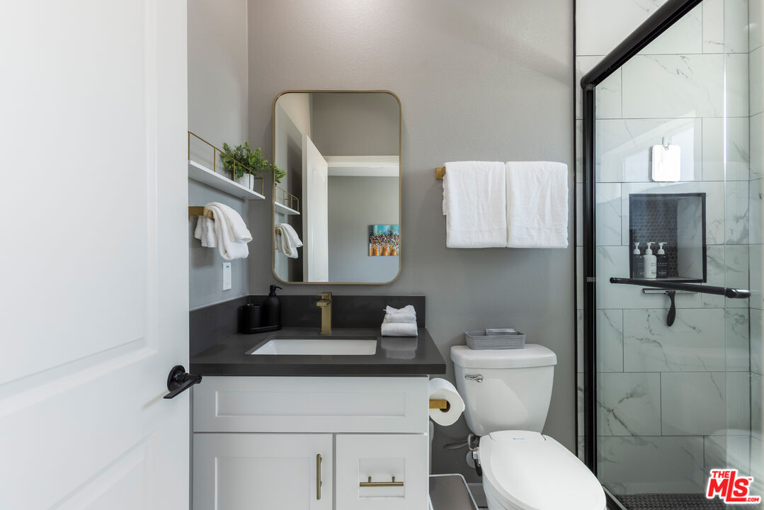 16295 Avenida Atezada