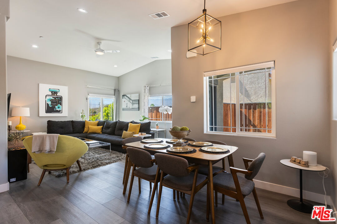16295 Avenida Atezada