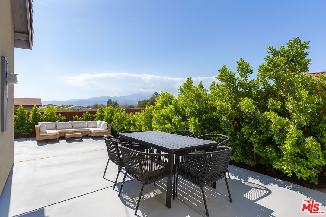 16295 Avenida Atezada