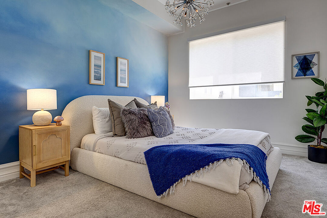 850 N Hudson Ave Unit: 103